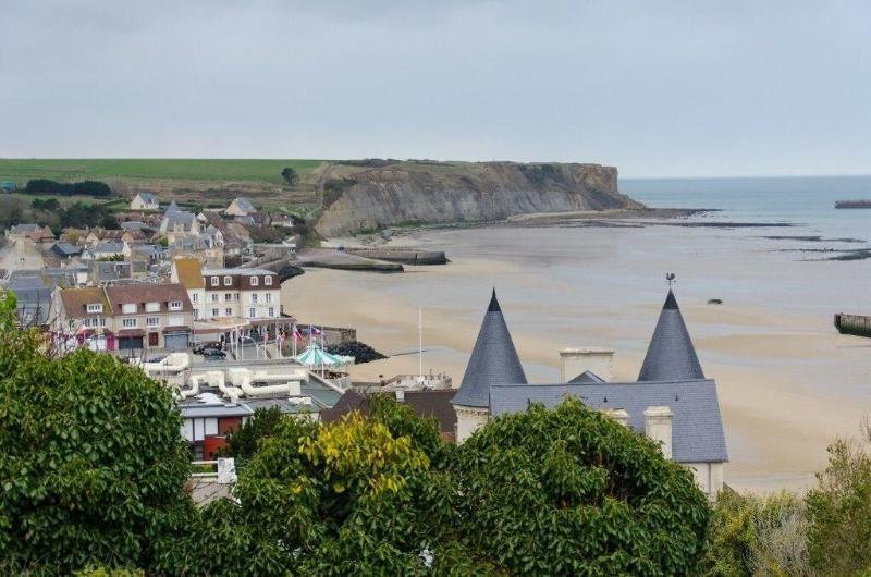 Hotel De La Marine Arromanches-les-Bains Exterior foto